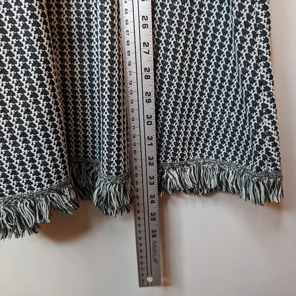 River Island Black & White Tweed Style Fringe Detailed Dress - Picture 8 of 9